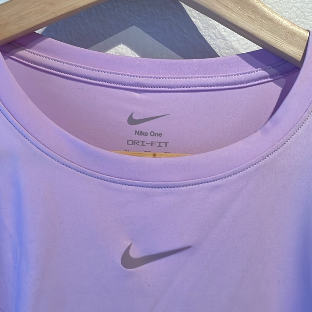 🆕 Nike One Dri-Fit Tank Top, Crop, Lilac Size XL - Picture 5 of 12